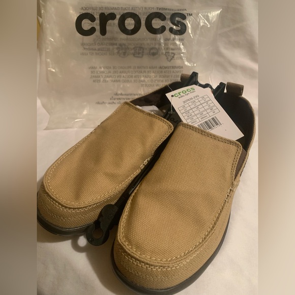 CROCS Other - NWT Crocs Men’s Walu Slip On Shoes Size 7 NEW